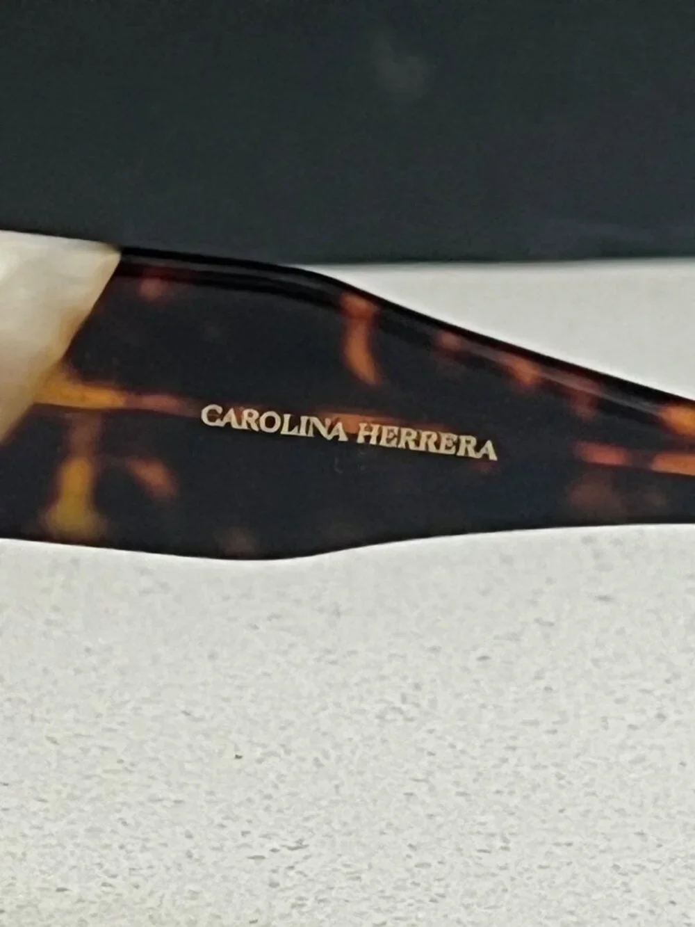 CAROLINA HERRERA Butterfly Full Rim Sunglasses - Brown